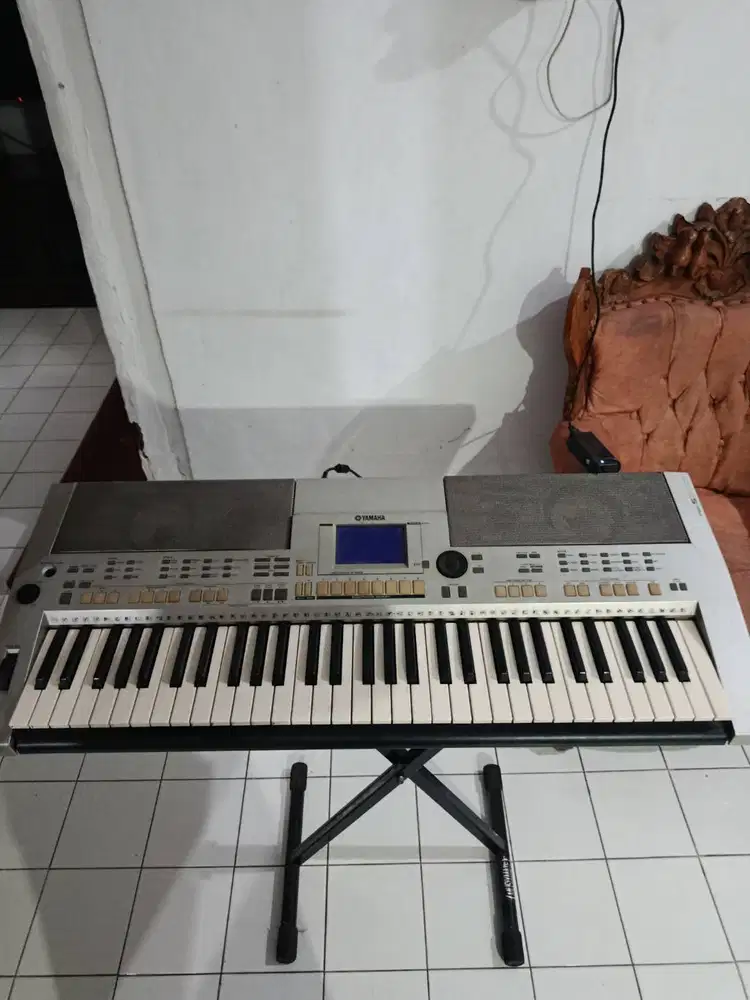 KEYBOARD PSR - S500 FLASHDISK MURAH KONDISI BAGUS MULUS BISA NEGO