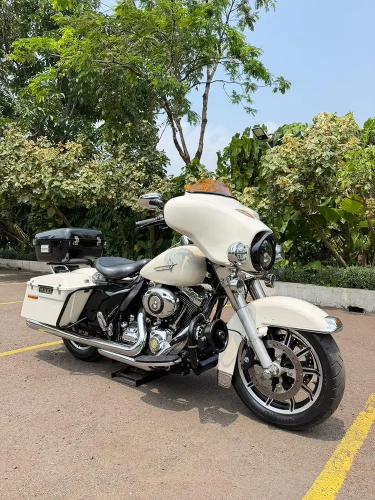 Harley Davidson Electra Police