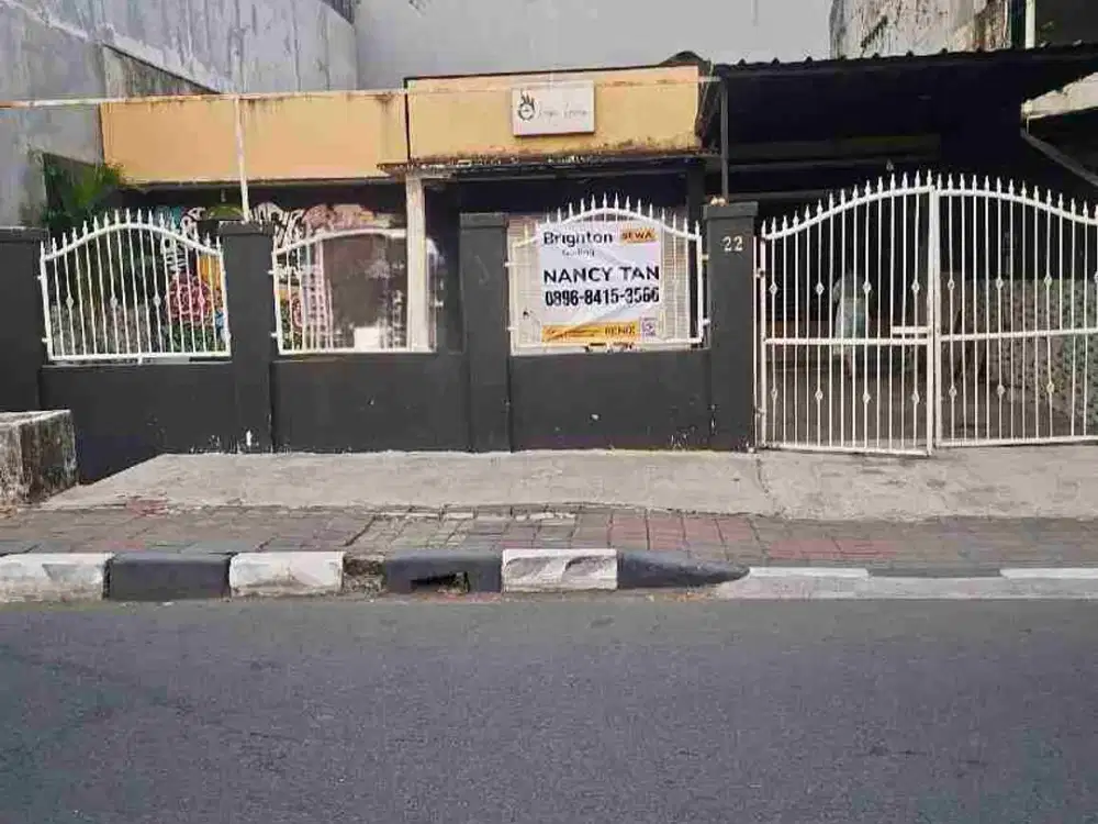 Disewa rumah luas cocok untuk usaha di rawamangun