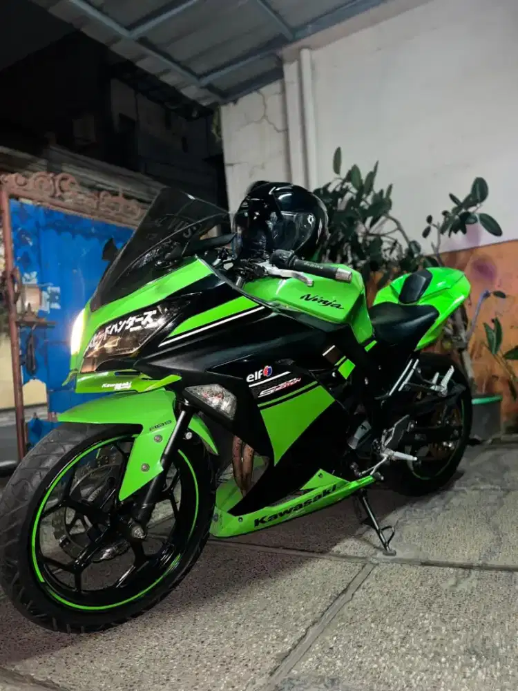 KAWASAKI NINJA 250FI LIMITED EDITION