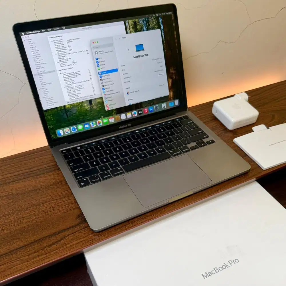MacBook Pro 13 inch M1 fullset original