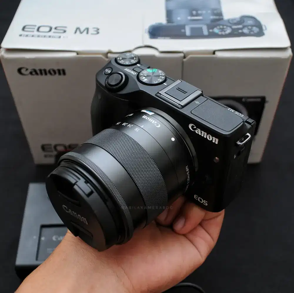 CANON M3 KIT 18-55MM IS STM