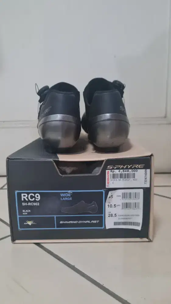 Sepatu sepeda SHIMANO RC9