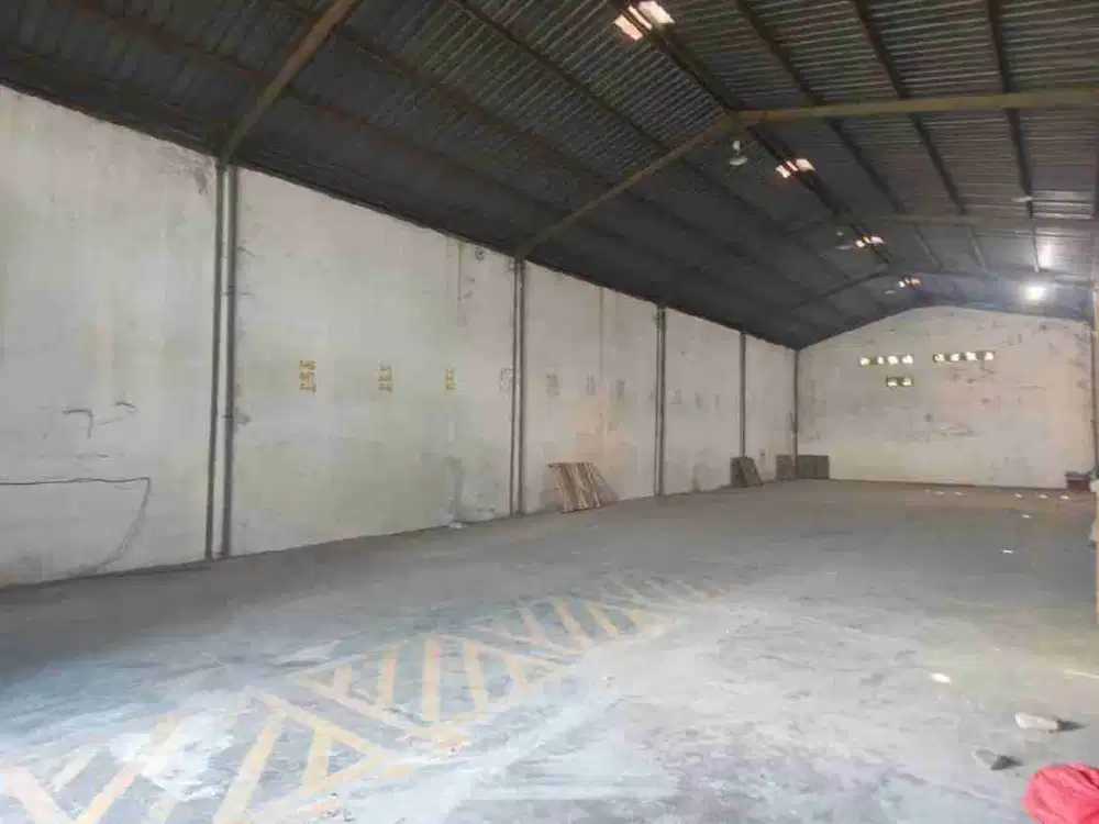 Dijual/disewakan gudang 20x17 di daerah kenjeran Surabaya