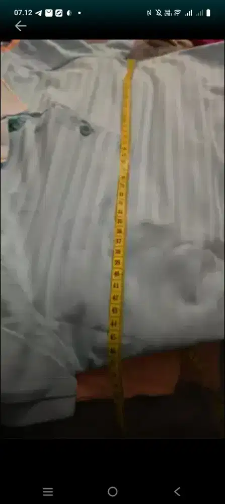 DI BUTUHKAN SEGERA NGUKUR BAJU LINGKAR DADA & NGEPACK BAJU KE PELASTIK