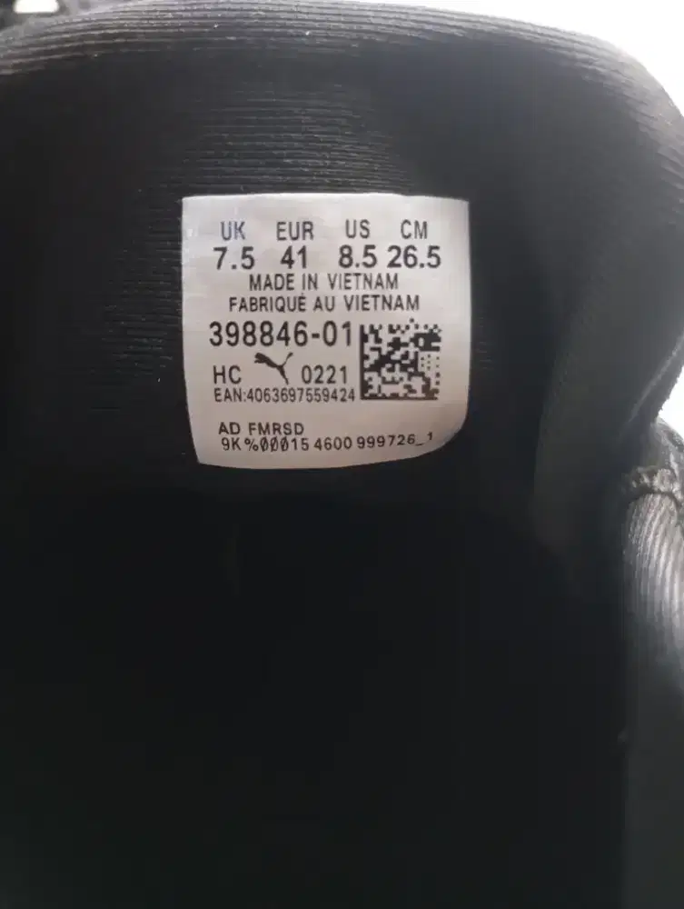 sepatu puma baru