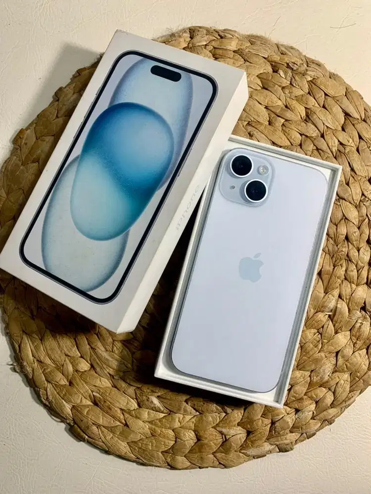 Iphone 15 256gb Blue IBOX GARANSI JANUARI 2027 LIKE NEW Malang Batu