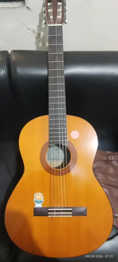 Gitar yamaha c40