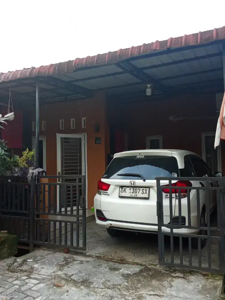 Rumah Strategis Siap Huni, Lingkungan Nyaman, Harga Nego