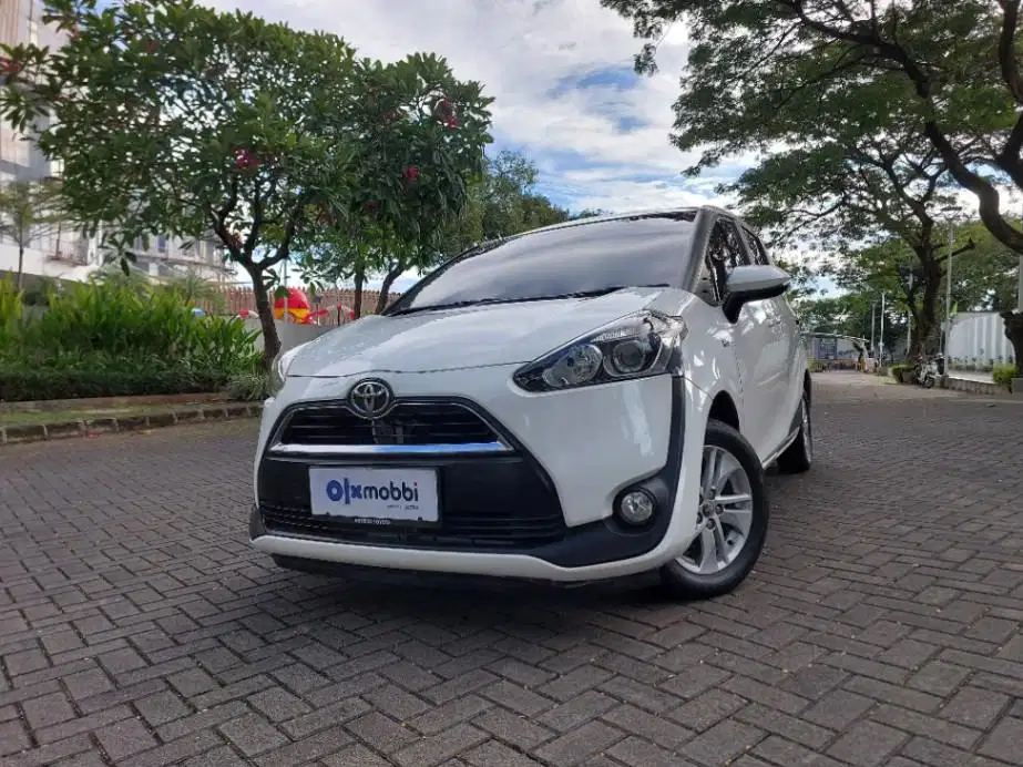 DP 5% Toyota Sienta 1.5 G Bensin-AT 2018 CSYEB