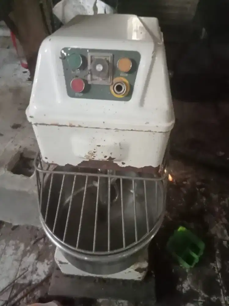 peralatan usaha