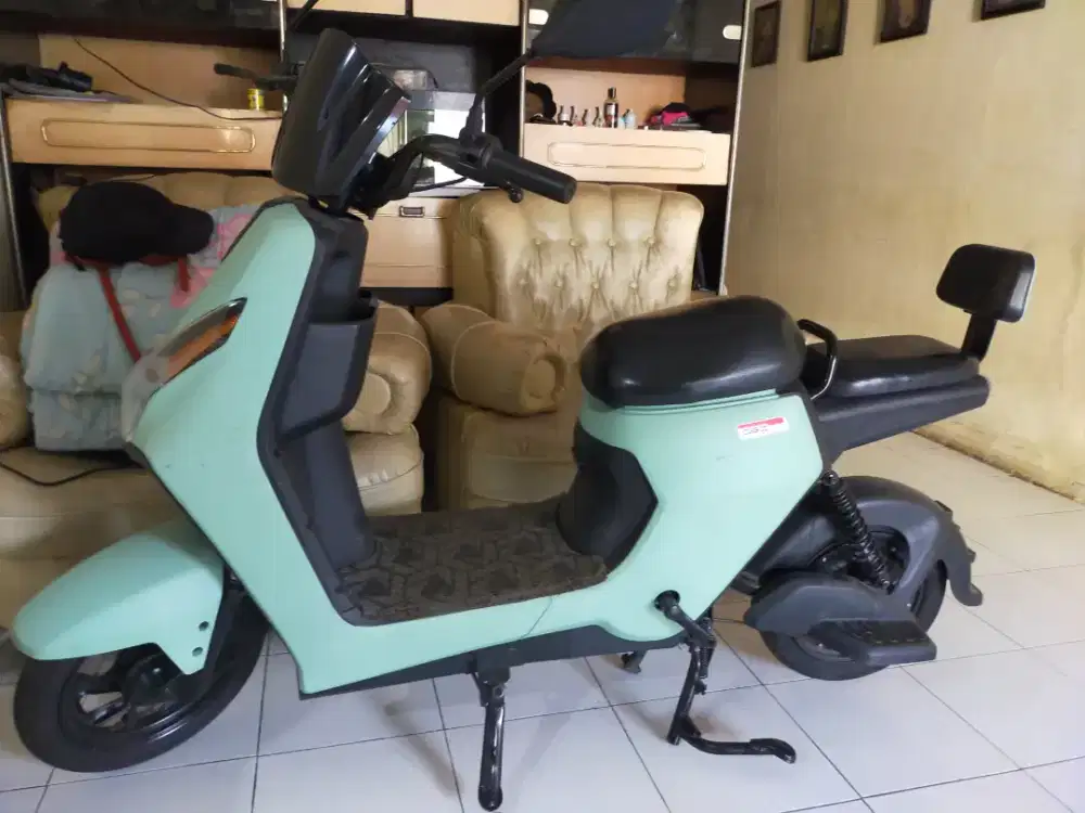 sepeda listrik uwinfly