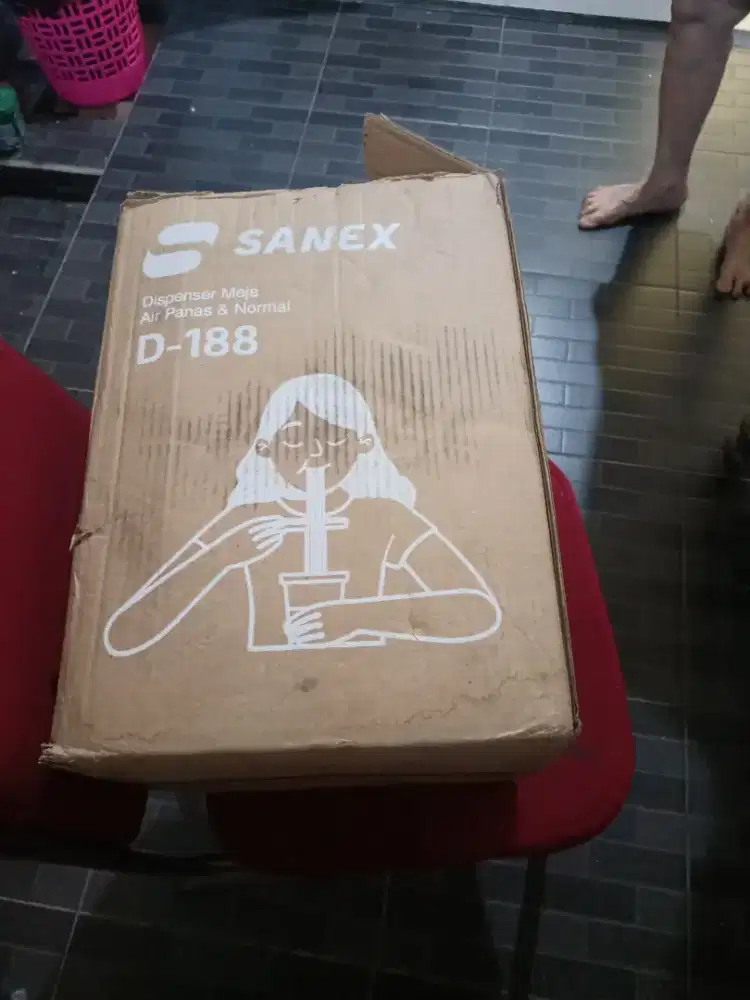 Dispenser sanex