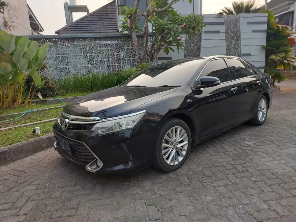 Camry 2.5 V matic 2016 facelift asli H super istimewa