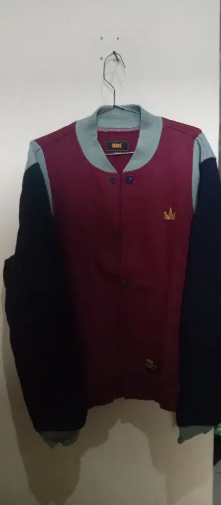 Jaket screamous