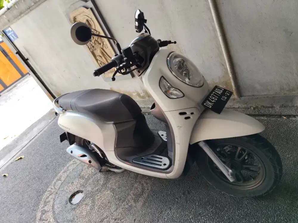Scoopy Prestige White 2022