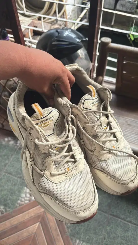 Sepatu Skechers Ukuran 45