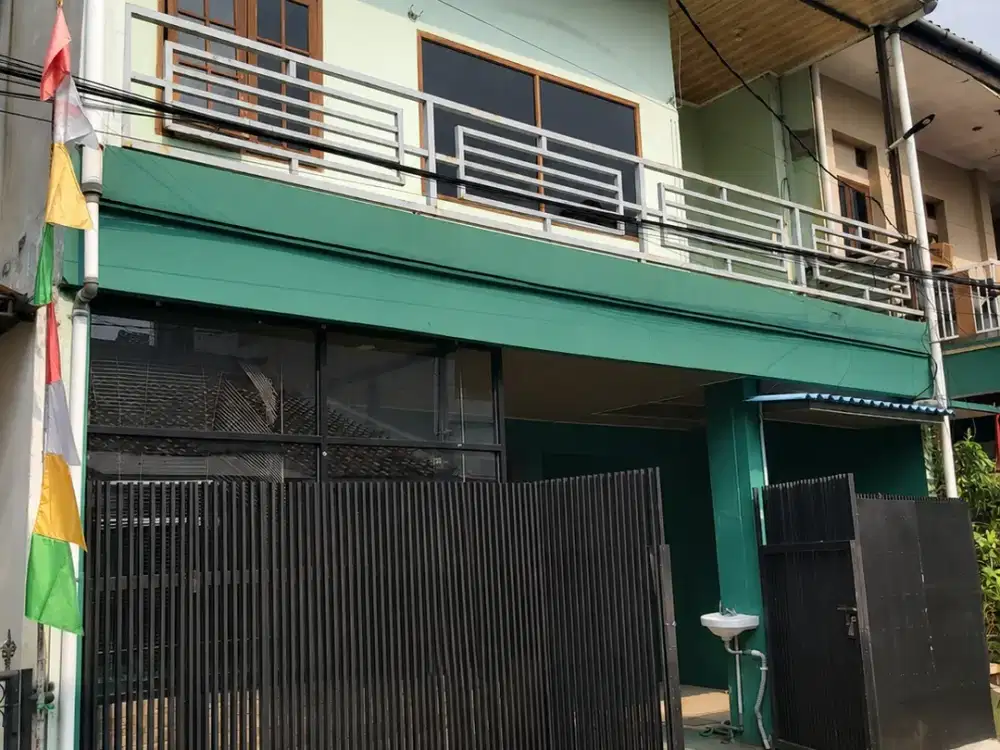 Nego sampai Jadi Rumah Murah 6 Kamar di Cisaranten Endah Kota Bandung