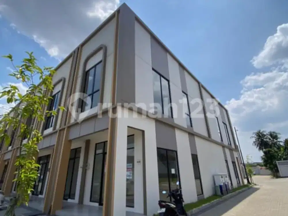 Disewakan Ruko 2 Lantai Sebrang Showroom Bez Auto Gading Serpong