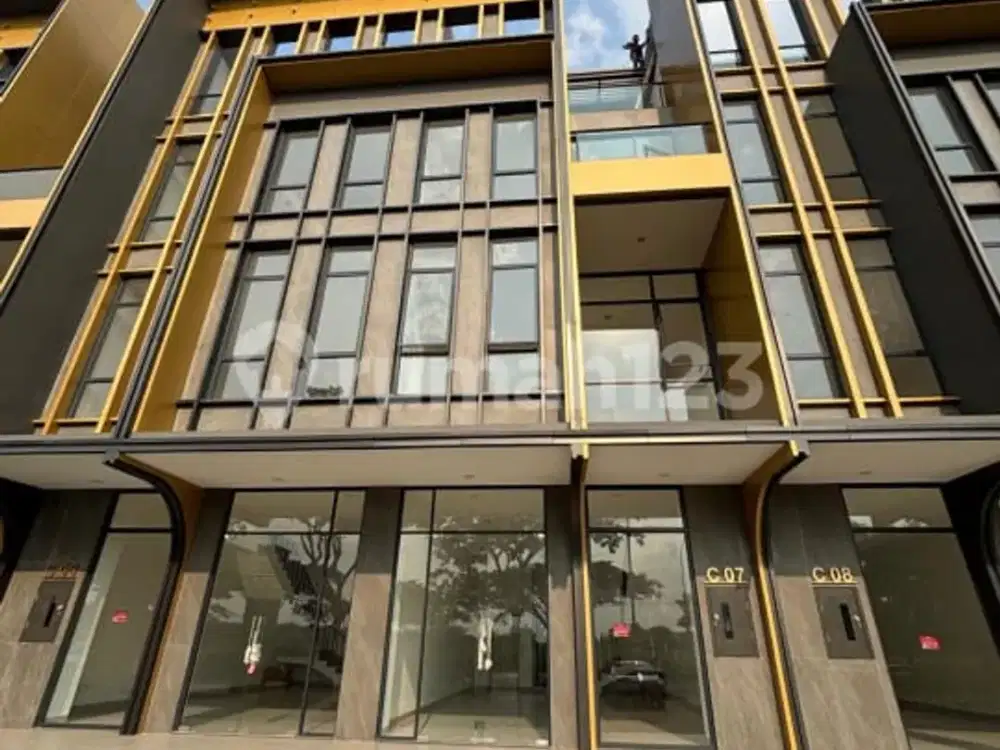 Disewakan Gedung Ruko Perkantoran 4 Lantai Iconix BSD Serpong