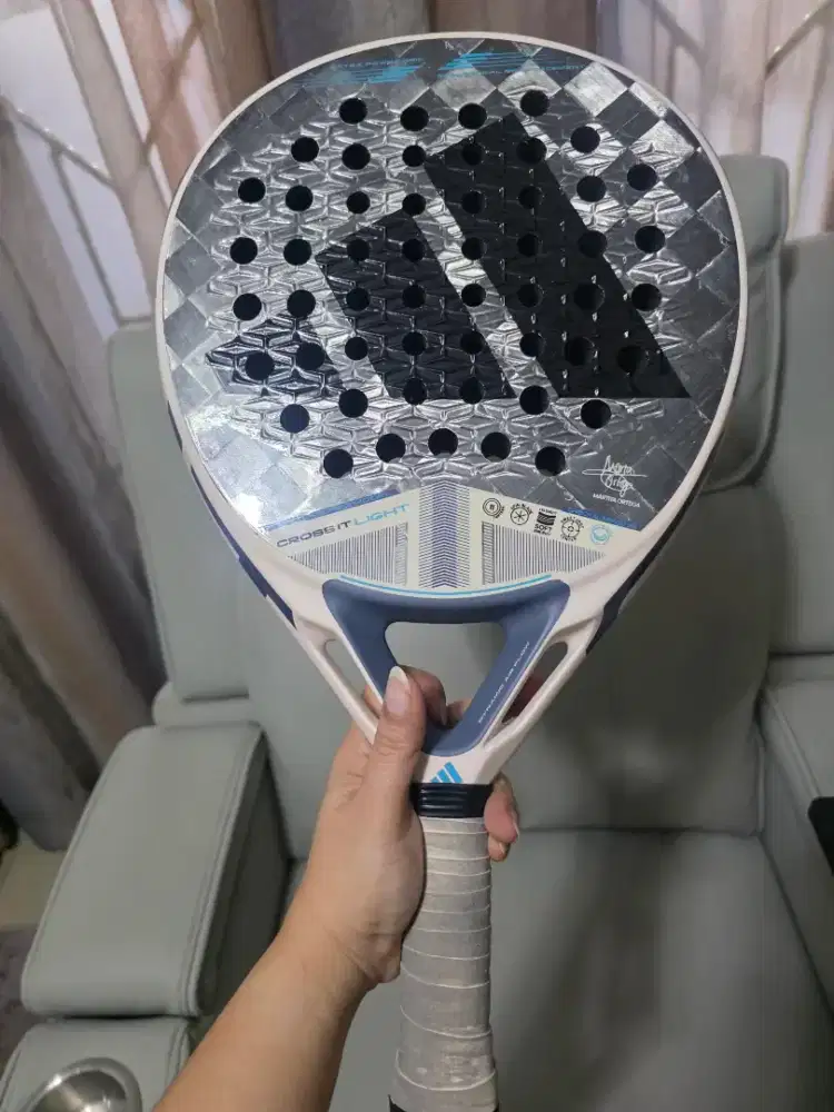 Raket padel ADIDAS cross it light 2025 MARTITA ORTEGA
