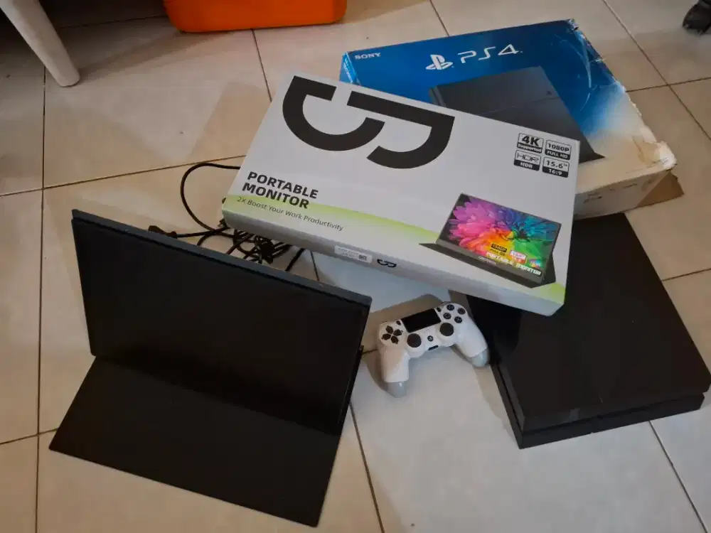 PS4 ORIGINAL BUNDLING MONITOR PORTABLE PS 4