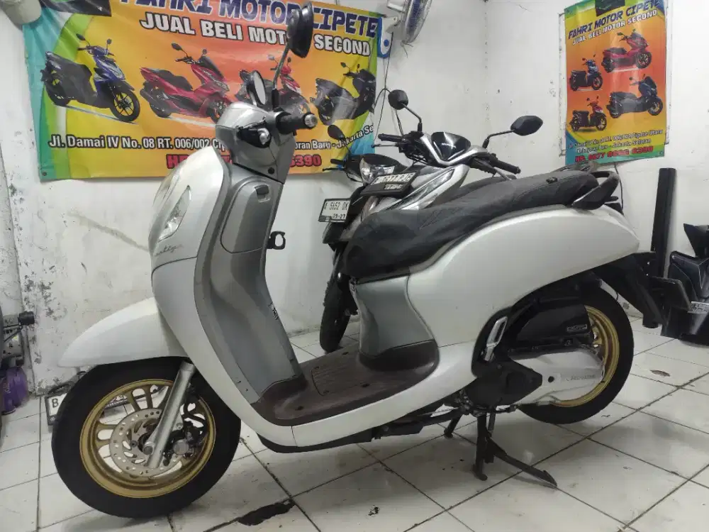 Honda Scoopy Tahun 2021 Prestige