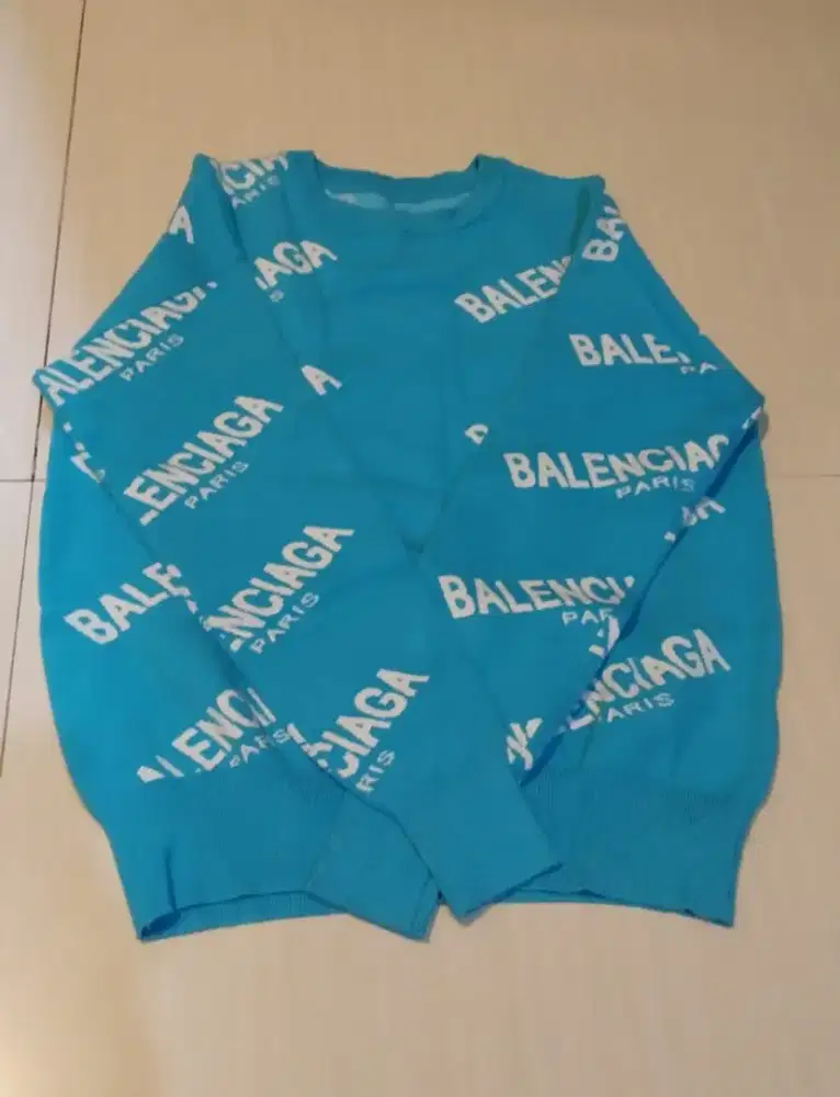 Balenciaga Sweater in Blue