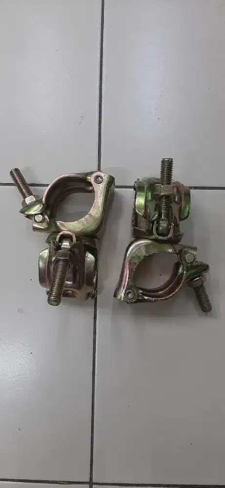 Swivel dan Fix Clamp