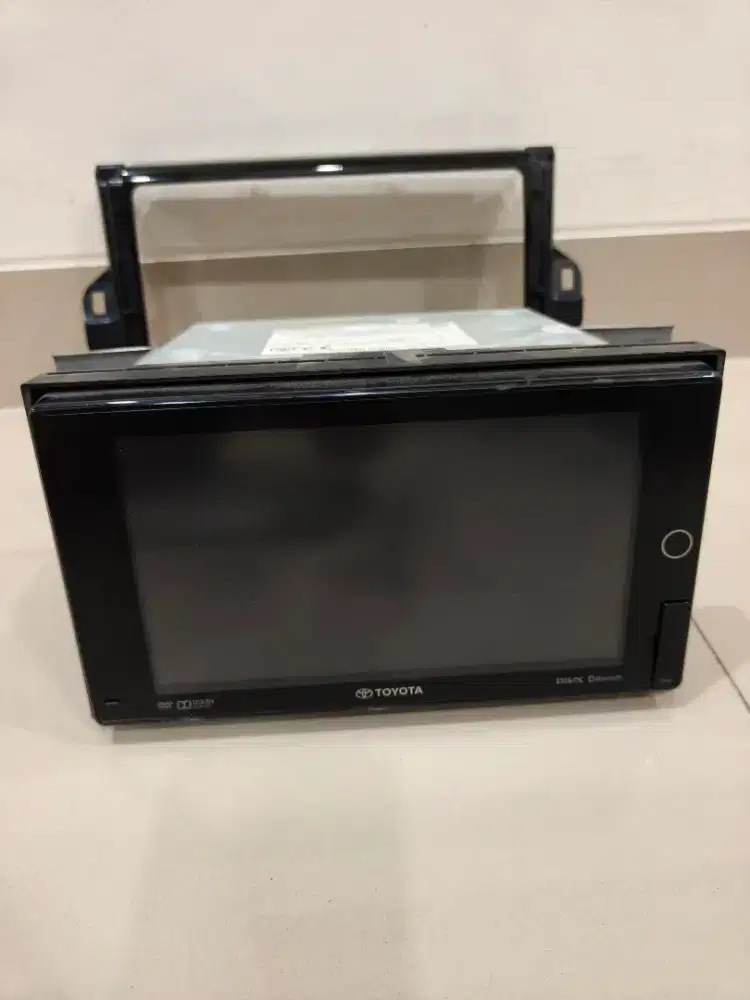 Head Unit Fortuner VRZ
