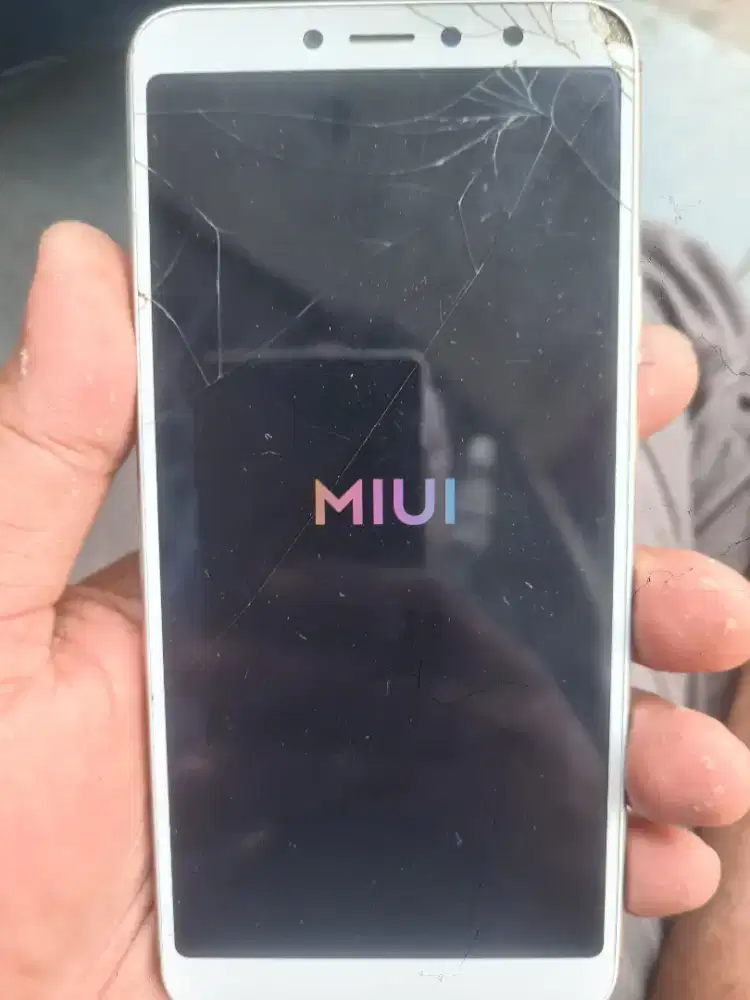 Redmi s2 ram 3/32 apa adanya