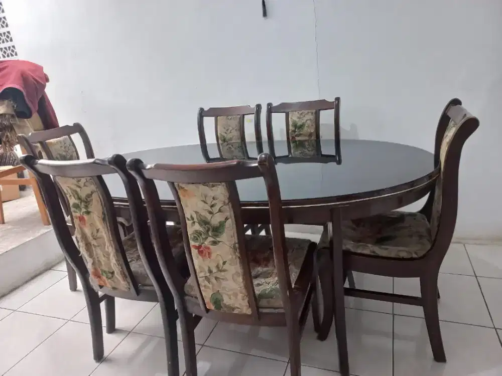 Meja Makan Jati + Kursi Makan Jati Antik