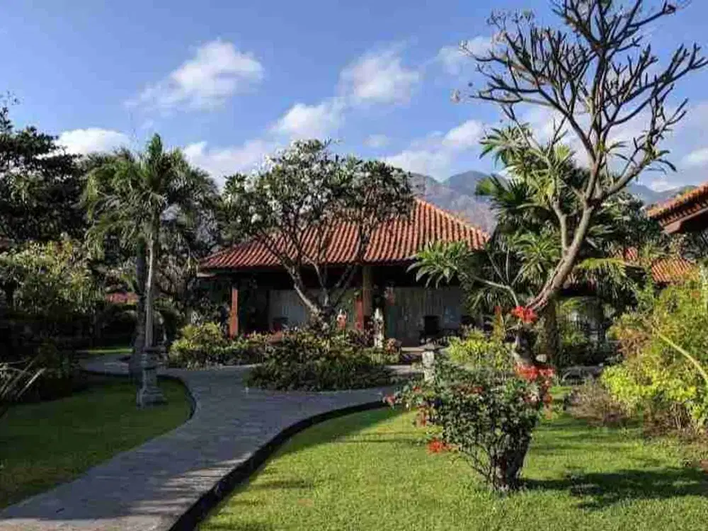 Beautiful Beachfront Resort and Spa Buleleng Bali