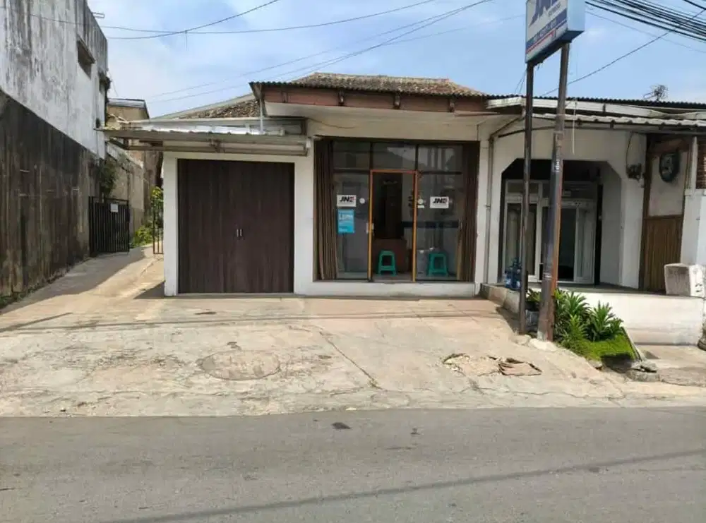 DIJUAL TANAH DAN BANGUNAN DEKAT ALUN-ALUN TANJUNGSARI