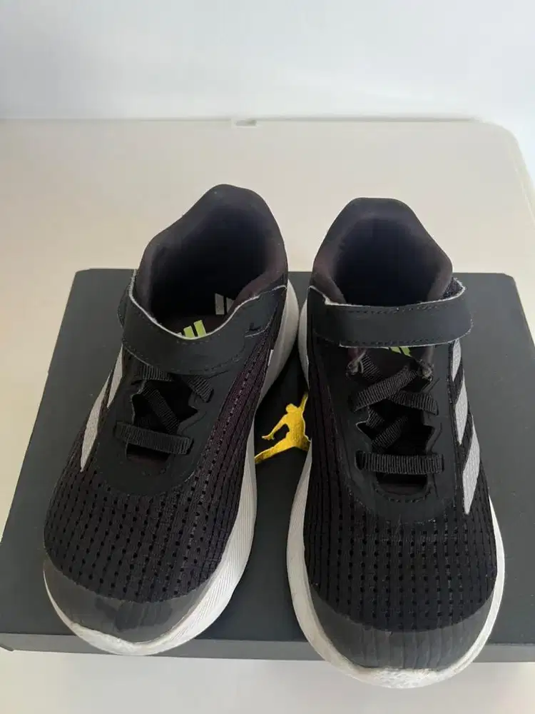 Preloved Sepatu Adidas Original