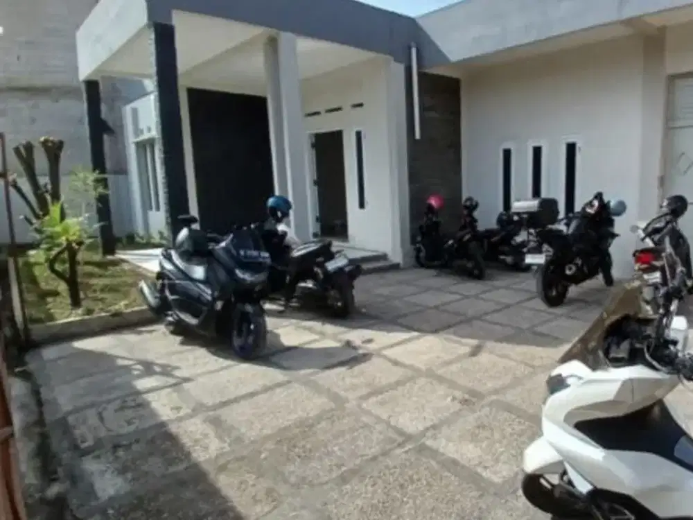 Dijual Rumah 3 Lantai Siap Huni Nyaman Terawat Lokasi di Komplek Korpri Jatinangor
