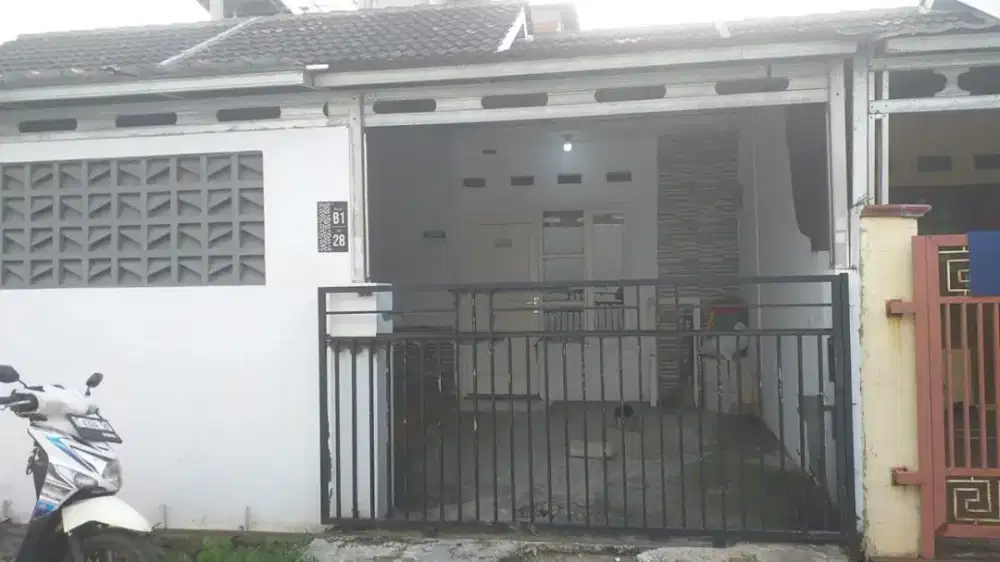 DIKONTRAKAN RUMAH PER 3/6 BLN ATAU TAHUNAN