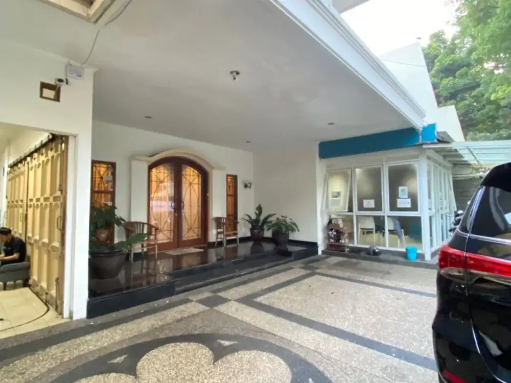 JUAL RUMAH MEWAH MURAH LOKASI EMAS SYP CIPAGANTI BANDUNG KOTA HARGA NEGOTIABLE, BU CPT!