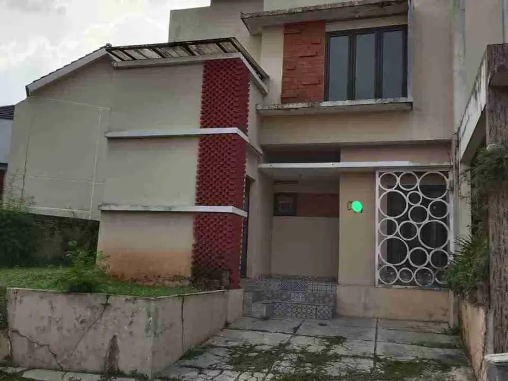 RUMAH 2 LANTAI PEARL GARDEN CIMANGGIS  POSISI HOEK HARGA BU