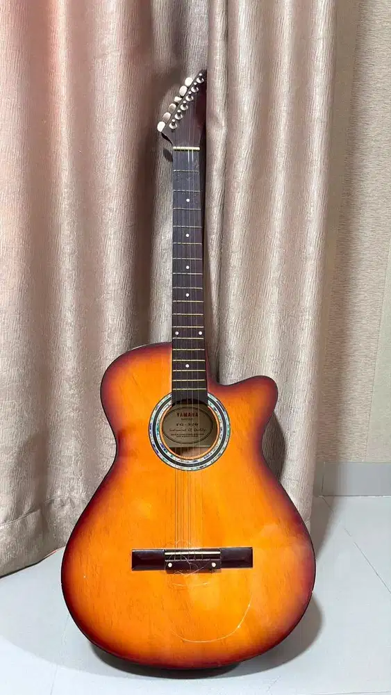 gitar yamaha FG-320