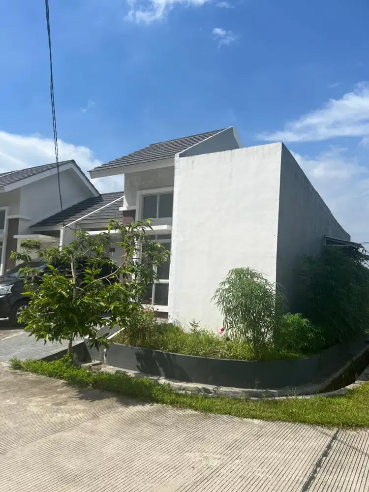 Dijual/Sewa Rumah Posisi Huk ClusterCanggu di Citra Maja City