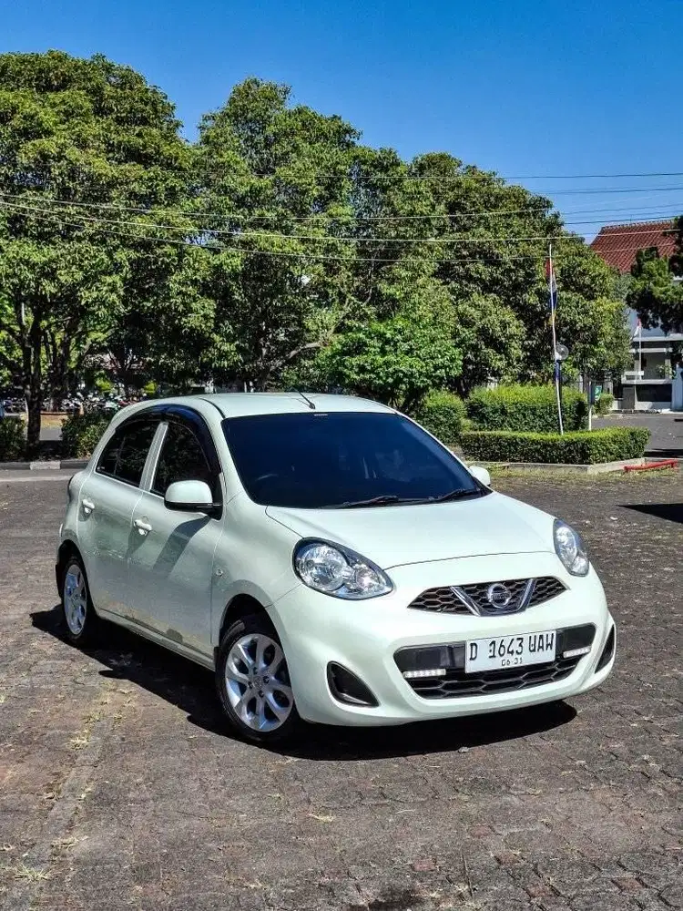 Dp 9 jt Nissan march 1.2 AT Low Km 2017