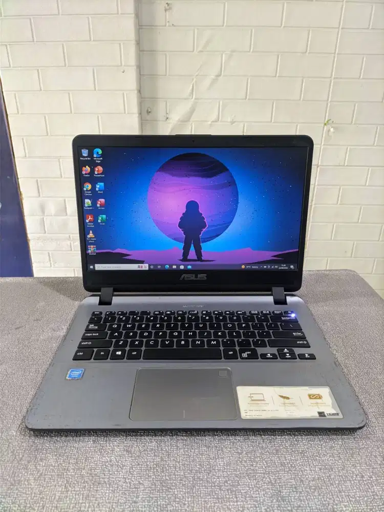 Laptop 1,7Jt! - Murah Satset