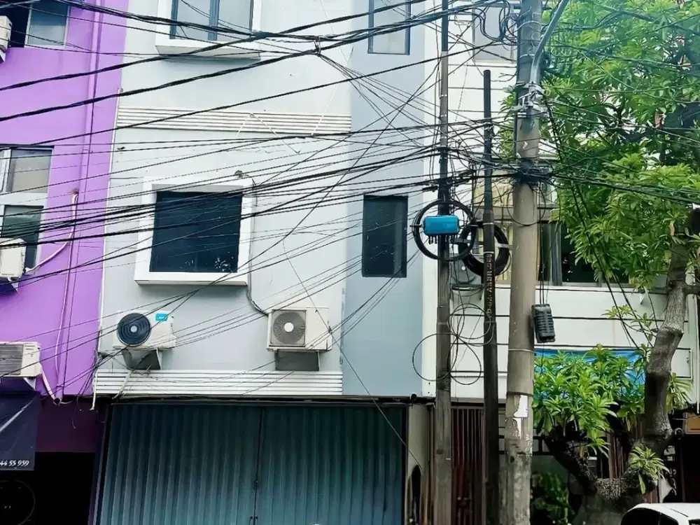 Ruko 3 Lantai di Tebet Jakarta Selatan. Cocok Untuk Kantor dan Lainnya