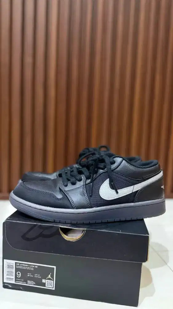 Sepatu Air Jordan 1 Low SE