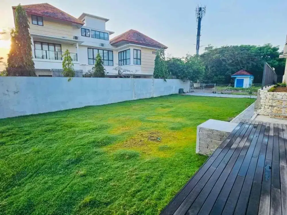 Dijual lahan kosong kawasan Pecatu indah resort dekat dengan pantai Pecatu bagus untuk villa