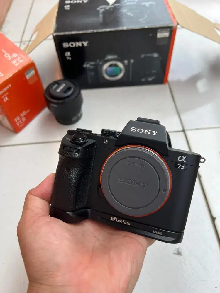 Sony A7 II + FE 50mm F1.8 Fullset | SC Rendah | Box Lengkap