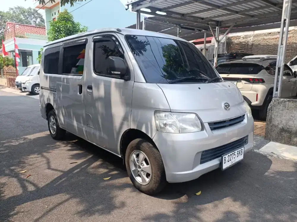 Daihatsu Gran max minibus 1,3 AC th 2016