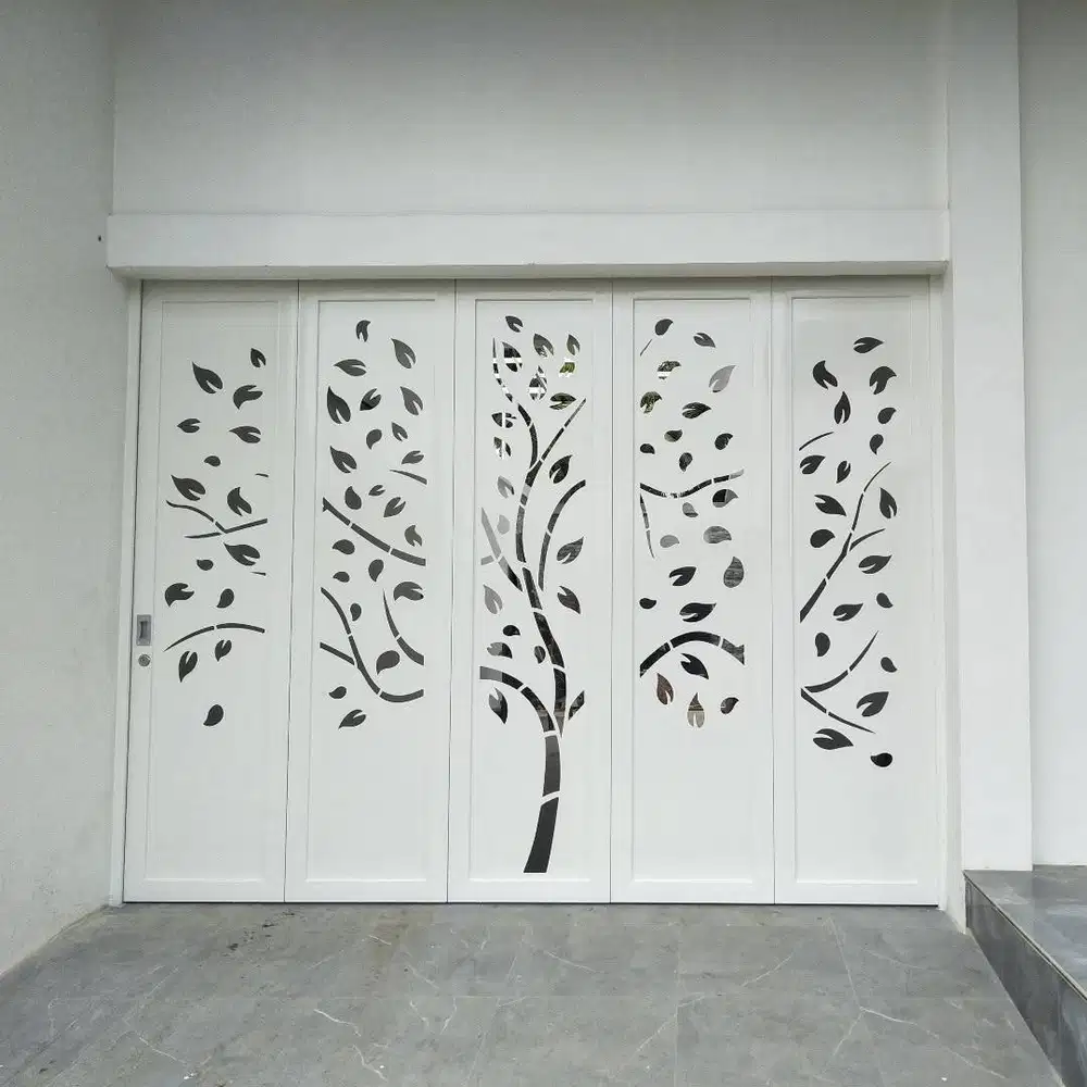 Pintu garasi besi model laser cutting/minimalis