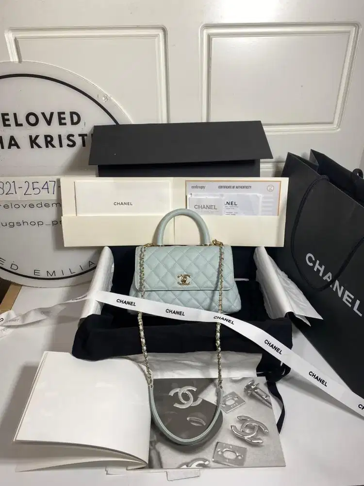 preloved Medium Coco Flap Top Handle Bag Caviar Light Blue